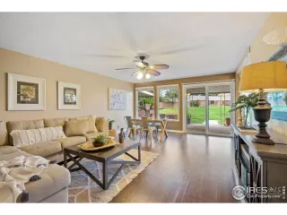 Photo #3: 977943 Listing 