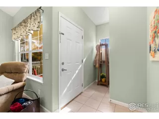 Photo #2: 977966 Listing