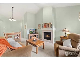 Photo #4: 977966 Listing