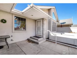 Photo #2: 978011 Listing