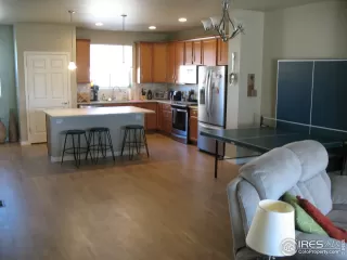 Photo #4: 978089 Listing