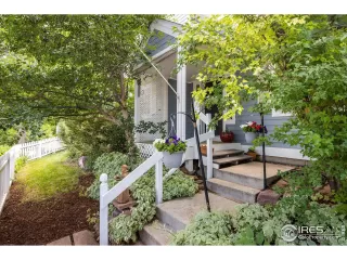 Photo #1: 978208 Listing