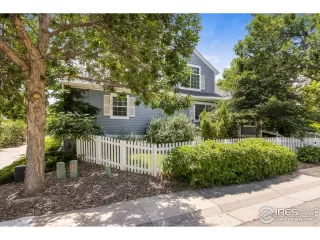 Photo #3: 978208 Listing