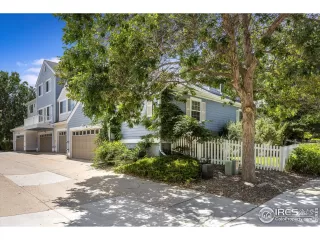 Photo #4: 978208 Listing