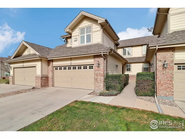 MLS: 978250 Condo For Sale