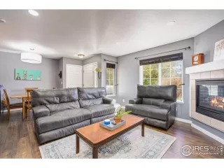 Photo #5: 978272 Listing