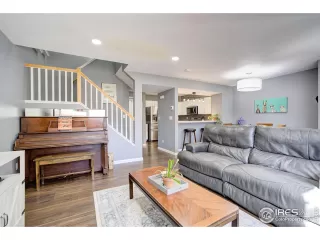 Photo #6: 978272 Listing