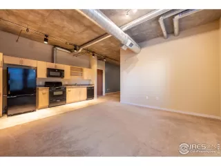 Photo #2: 978312 Listing