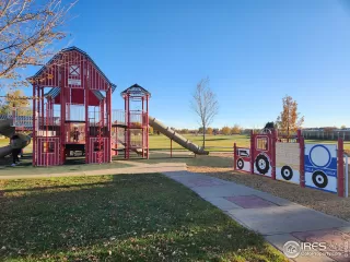 Photo #2: 978322 Listing 