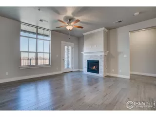 Photo #5: 978327 Listing
