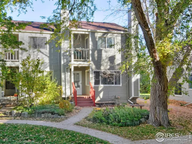 MLS: 978358 Condo For Sale