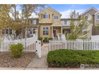 Photo #4: 978373 Listing