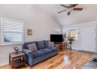 Photo #1: 978396 Listing 