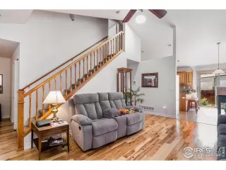 Photo #2: 978396 Listing 