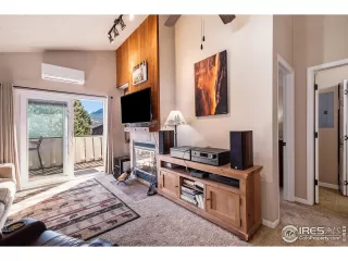 Photo #1: 978400 Listing