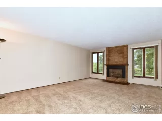 Photo #2: 978410 Listing