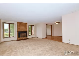 Photo #4: 978410 Listing