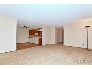 Photo #5: 978410 Listing