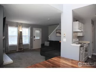 Photo #5: 978481 Listing