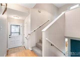 Photo #4: 978558 Listing