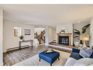 Photo #4: 978563 Listing