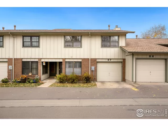 MLS: 978601 Condo For Sale