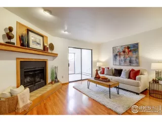 Photo #5: 978607 Listing