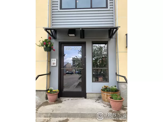 MLS: 978637 Condo For Sale