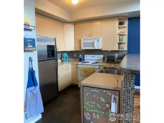 Photo #5: 978637 Listing 