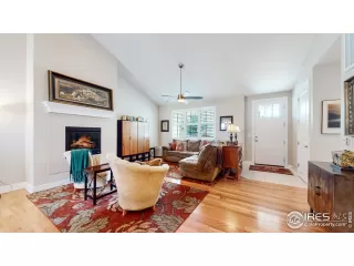 Photo #4: 978646 Listing