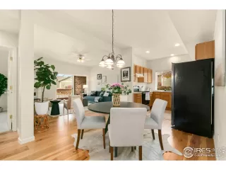 Photo #6: 978649 Listing