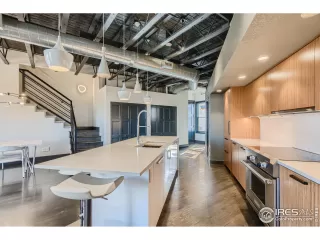 Photo #6: 978689 Listing 