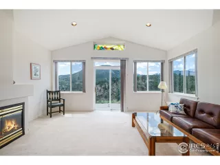 Photo #3: 978699 Listing 