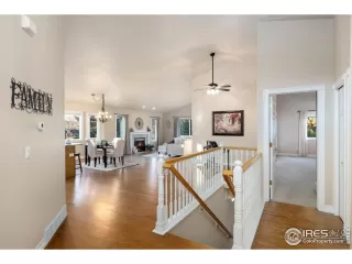 Photo #2: 978700 Listing