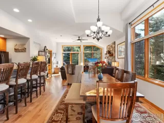 Photo #5: 978738 Listing