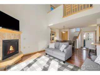 Photo #4: 978739 Listing