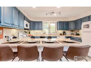 Photo #3: 978755 Listing