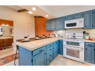 Photo #5: 978755 Listing