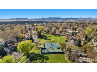 Photo #2: 978789 Listing