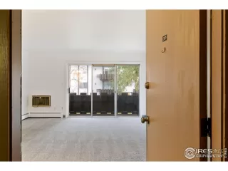 Photo #4: 978789 Listing