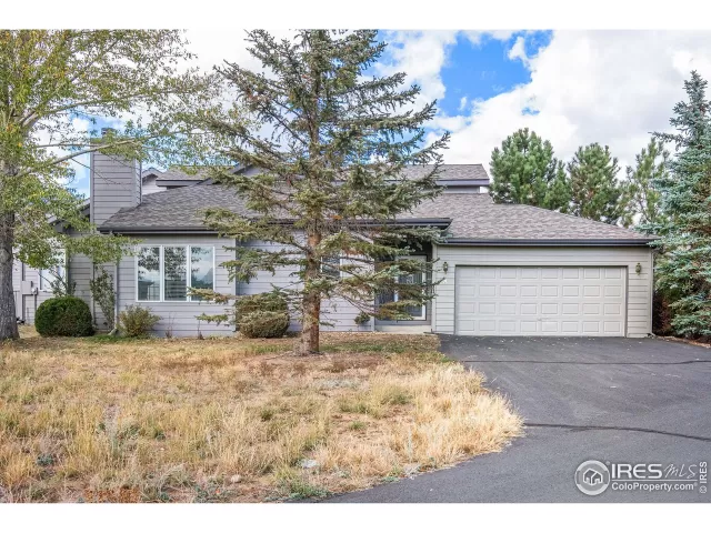 MLS: 978799 Condo For Sale