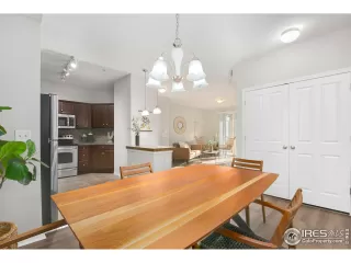 Photo #6: 978825 Listing 
