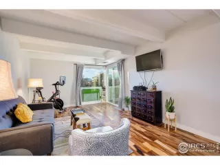 Photo #5: 978873 Listing 