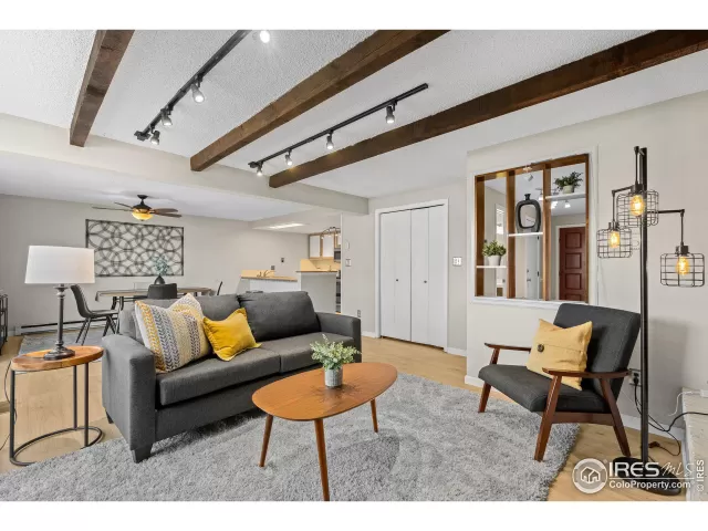 MLS: 978874 Condo For Sale