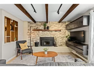 Photo #1: 978874 Listing 