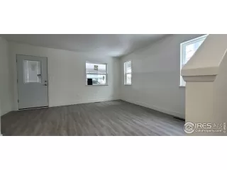 Photo #5: 978888 Listing 