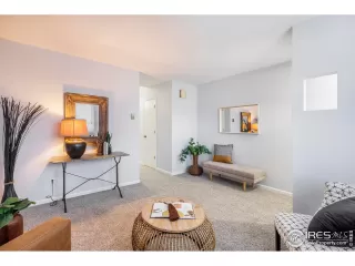 Photo #4: 978936 Listing 