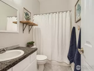 Photo #6: 978942 Listing