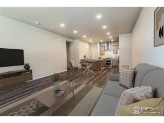 Photo #2: 979046 Listing