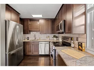 Photo #2: 979061 Listing 